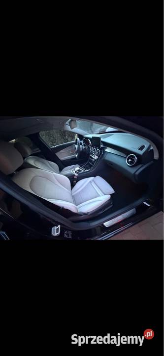 Mercedes w205 20 benzyna 211 koni 1991cm3 Jasień