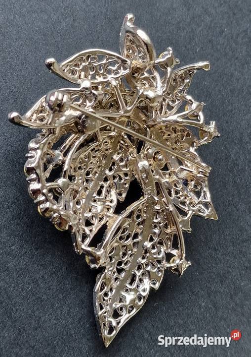 KOSTIUMOWY BROSZOWISIOR WISIOR KRYSZTAŁOWY Częstochowa