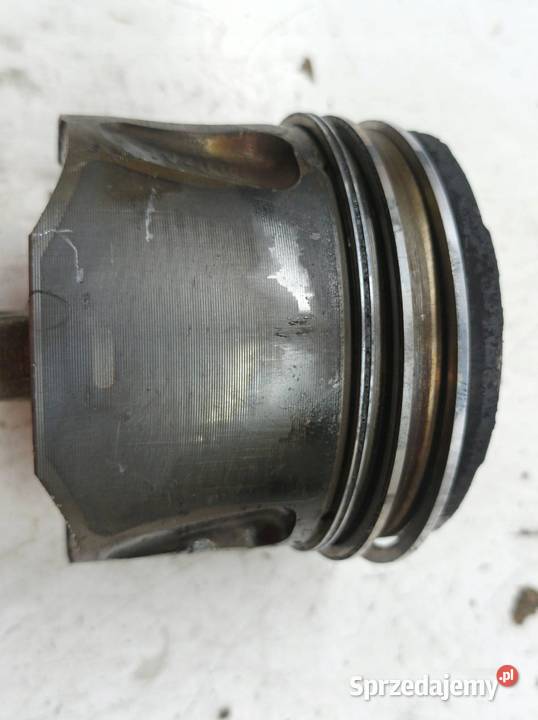 TŁOK KORBOWÓD 19 CDTI Opel Astra III 2004 H