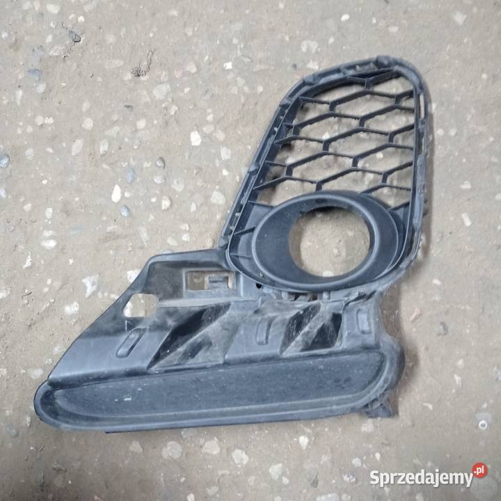 KRATKA HALOGENU ZDERZAKA MAZDA 3 LEWA BL 0913 22