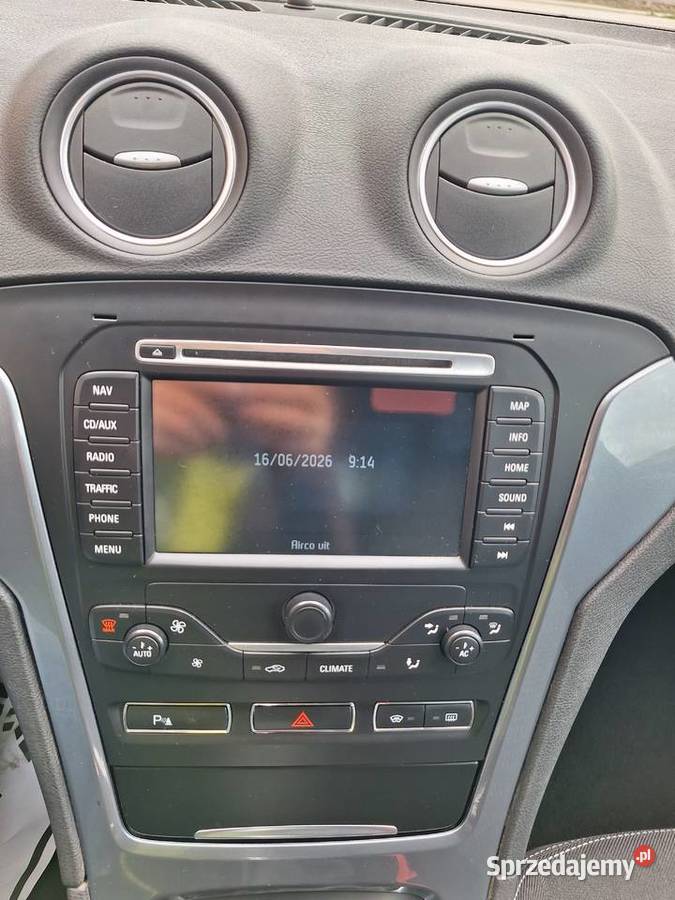 SPROWADZONYSERWISOWANYFABRYCZNIE BEZ Mondeo Zamość