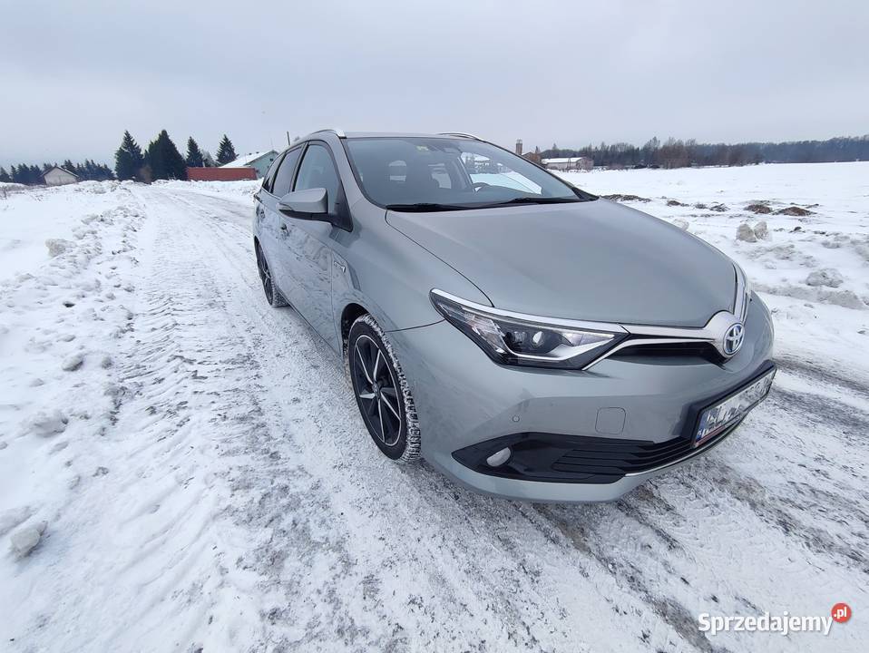 Toyota Auris Hybrid garażowany Olsztyn sprzedam