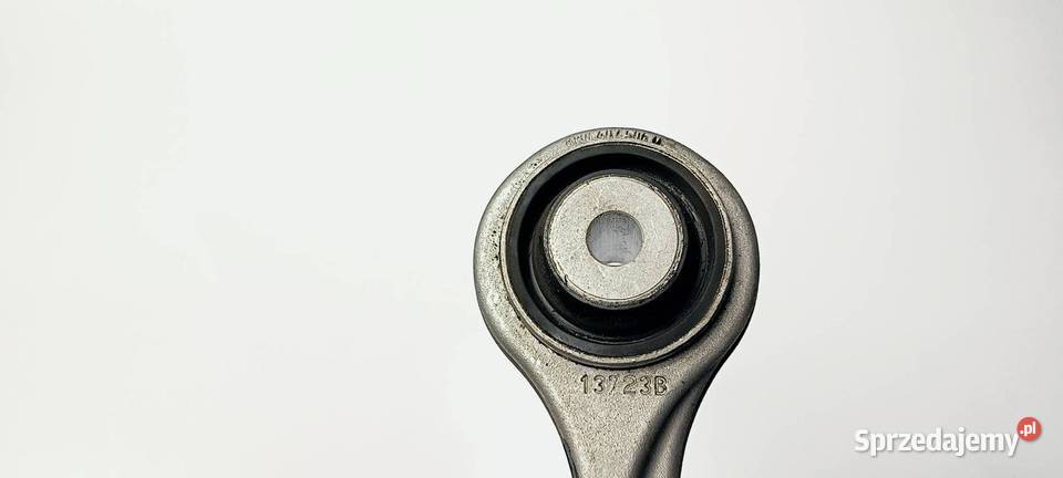 WAHACZ PRZÓD PRAWY AUDI A4 B9 QUATTRO 8W0407506D osobowe Lipno