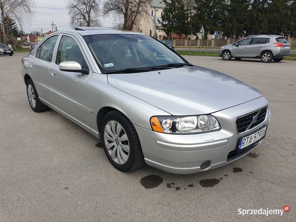 Volvo S60 25T 4x4 Turbo 210 koni USA Skóra szyberdach Sandomierz