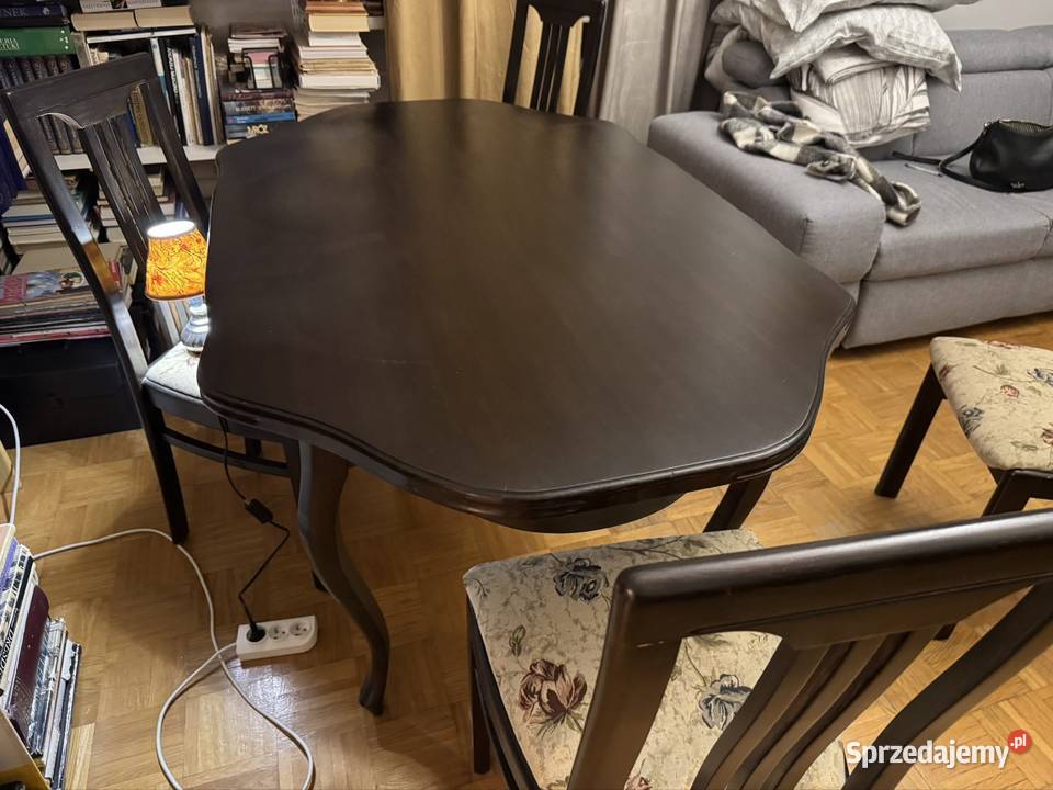 Stół drewniany z 4 krzesłami mazowieckie