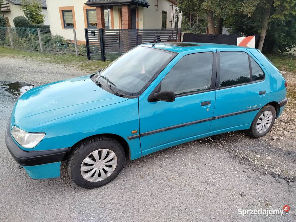Peugeot 306 14 benzyna stan zamiana czujnik parkowania Sekursko