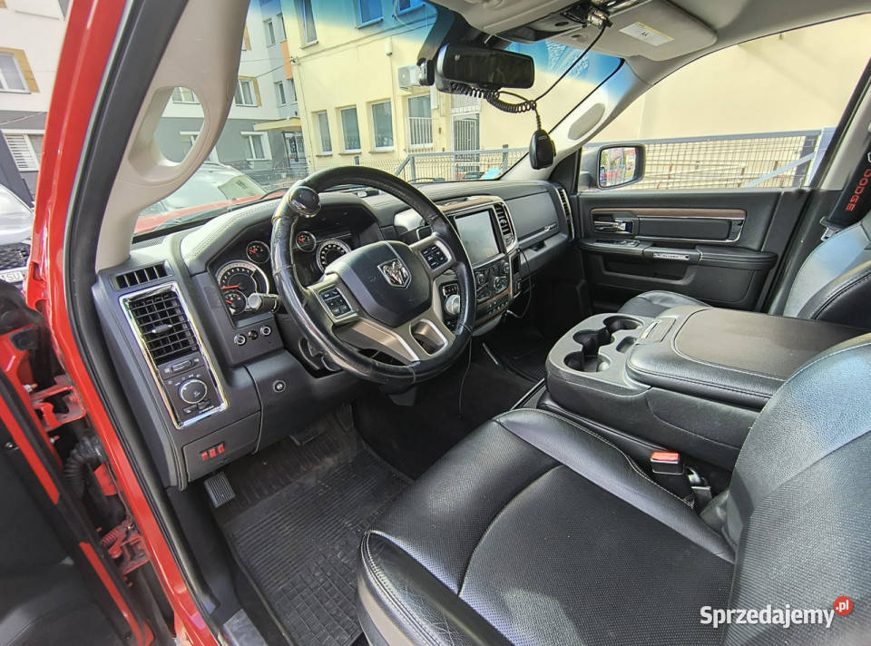 Dodge RAM RAM 57HemiLPG skóraNAVI ALU 20 aluminiowe felgi RAM Bydgoszcz