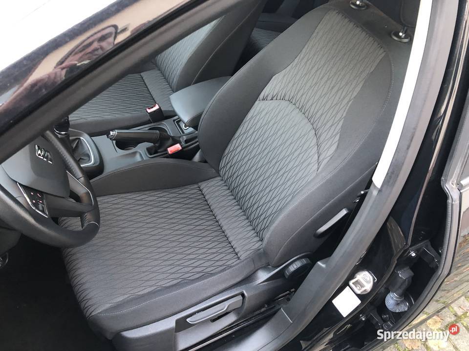 SEAT LEON ST 4 CYLINDROWY NA PASKU ROZRZĄDU 105 manualna Opole
