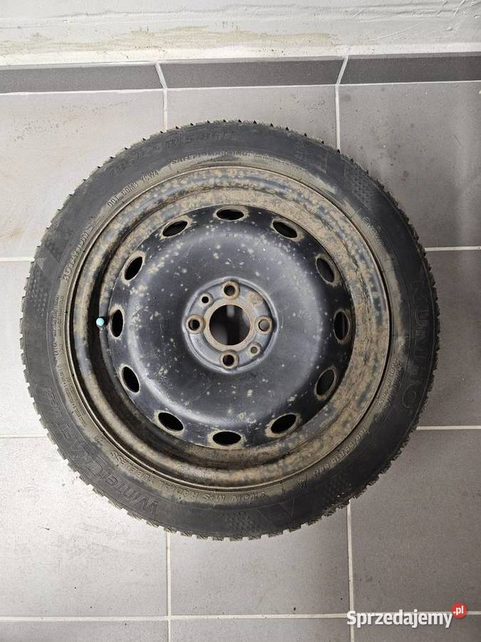 Felgi stalowe 15 z oponami zimowymi KUMHO Samochodowe sprzedam