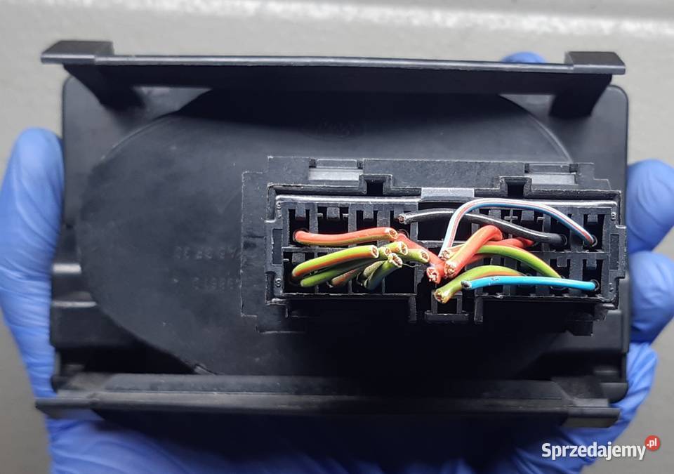 PRZEŁĄCZNIK ŚWIATEŁ FORD MONDEO MK3 1S7T13A024BB Mielęcin