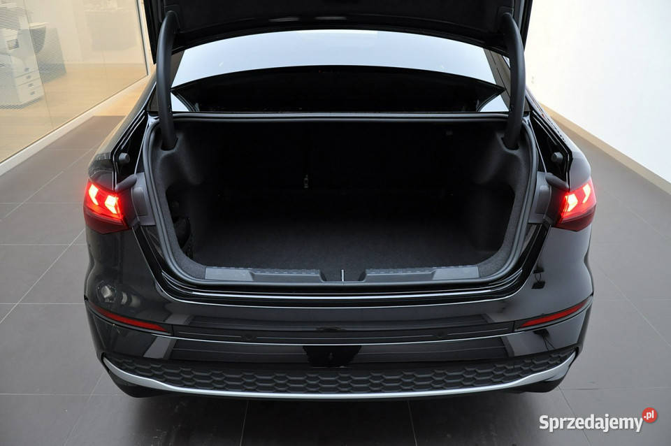 Audi A3 Limousine 35 TFSI Stronic VirtualPlus wielofunkcyjna kierownica Kielce