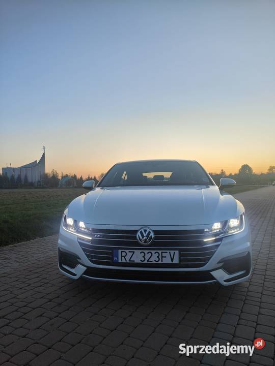 Volkswagen Arteon 20 TSI 4Motion RLine DSG nieuszkodzony Rzeszów