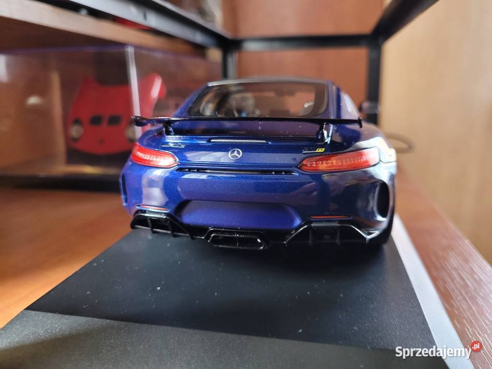 Model Mercedes AMG GTR 118 Minichamps Legnica