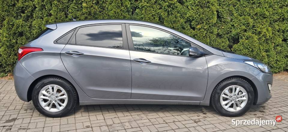 Hyundai I30 niski przebieg stan 1396cm3 Złotów