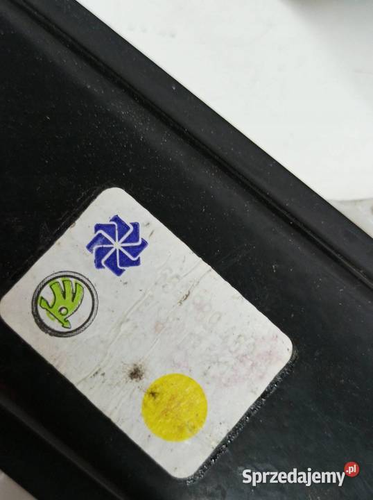 MECHANIZM SZYBY PRAWY TYŁ 5Q0950408D Skoda Kamiq