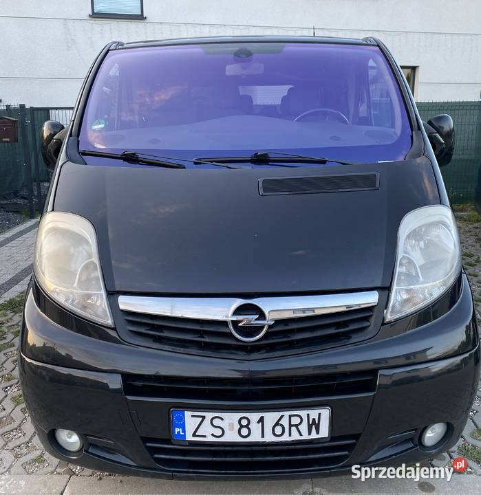 Opel Vivaro 20 CDTI 8 miejsc Tempomat Zadbany Szczecin