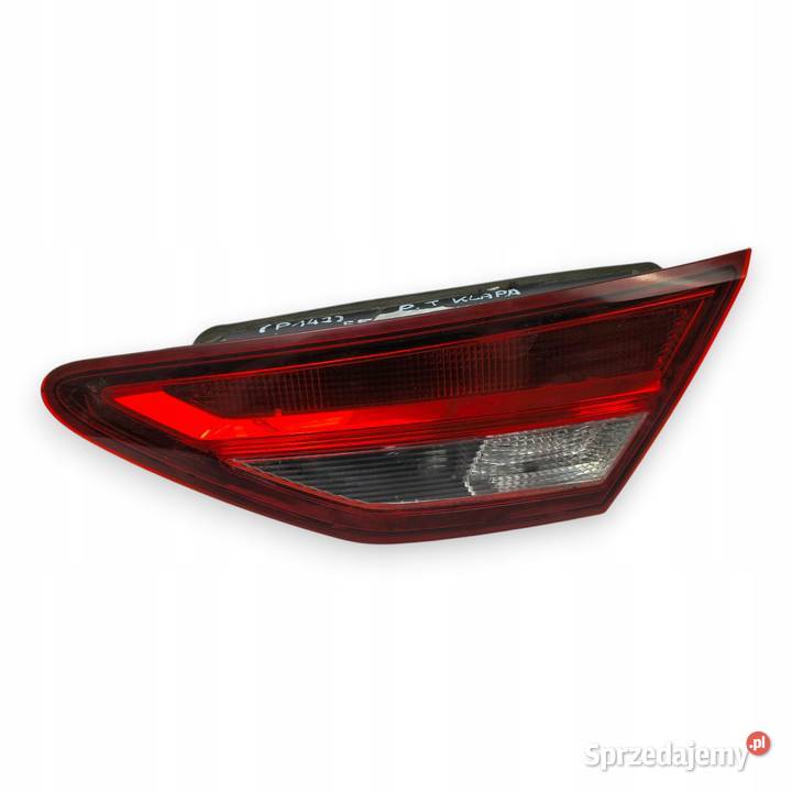 LAMPA PRAWA Seat Leon III F5 1220r tylna tylnia