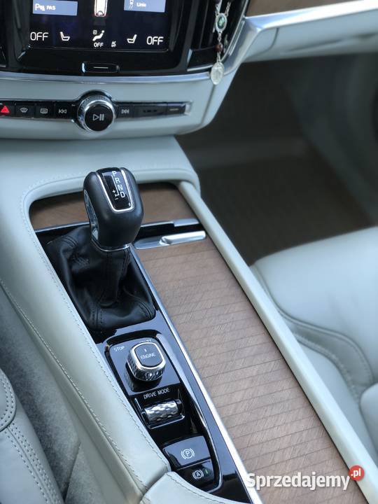 Volvo V90 stan perfekcyjny najbogatsze Wolbrom