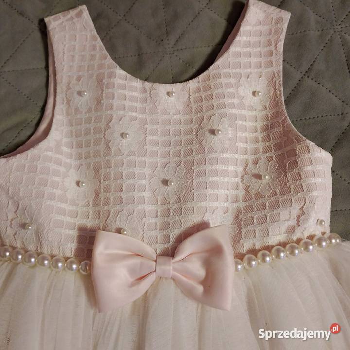 Sukieneczka różowa z kokardką i perełkami Sukienki i spódniczki Zaścianki