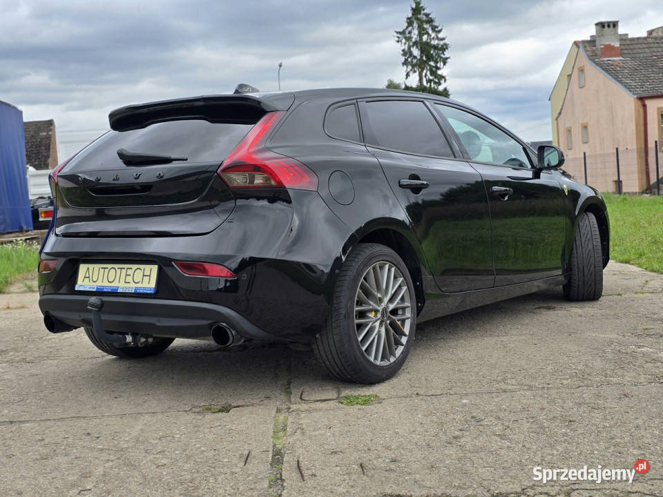 Volvo V40 ledRDesignBezwypadkowy II 2012 1969cm3 Białogard