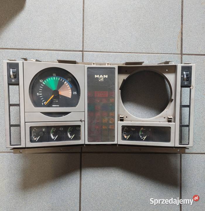 Zegary MAN licznik 81272026080 0597 ciężarowe małopolskie Łazy sprzedam