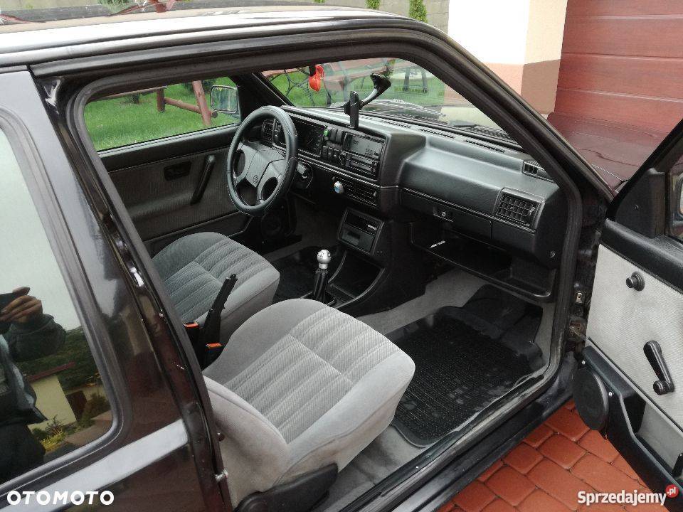 Volkswagen Golf 2 18 lpg 20100 nieuszkodzony Winiary sprzedam