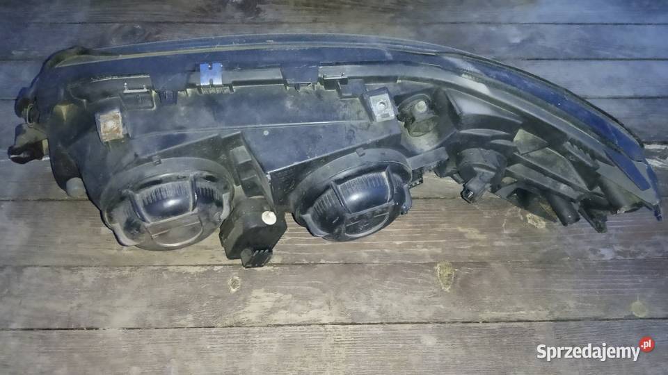 Lampa Volvo S60 prawy przód Anglik obudowa lubelskie Lublin