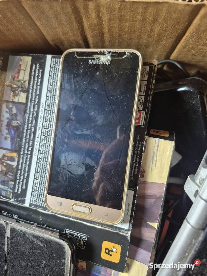 Tytuł Mix elektroniki na części naprawy Laptop Nasutów