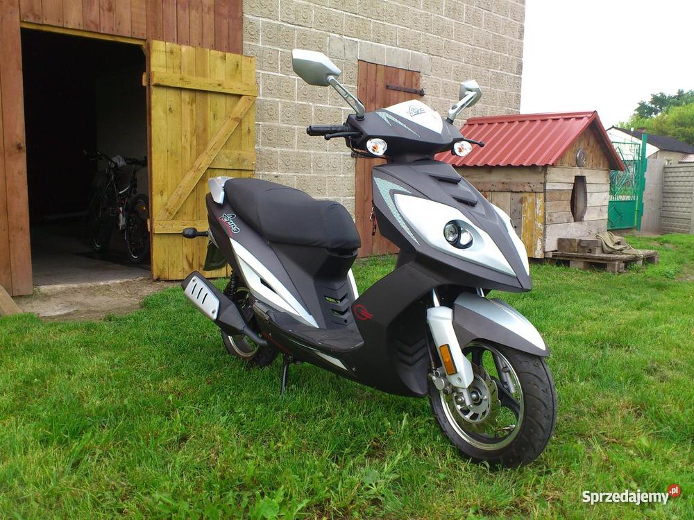 Skuter Ferro 8012 Pozostałe wielkopolskie Przedecz sprzedam