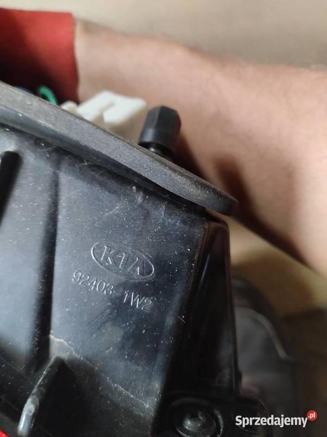 Kia Rio III 2015 lampa lewy tył w klapę 924031W2 Bolęcin