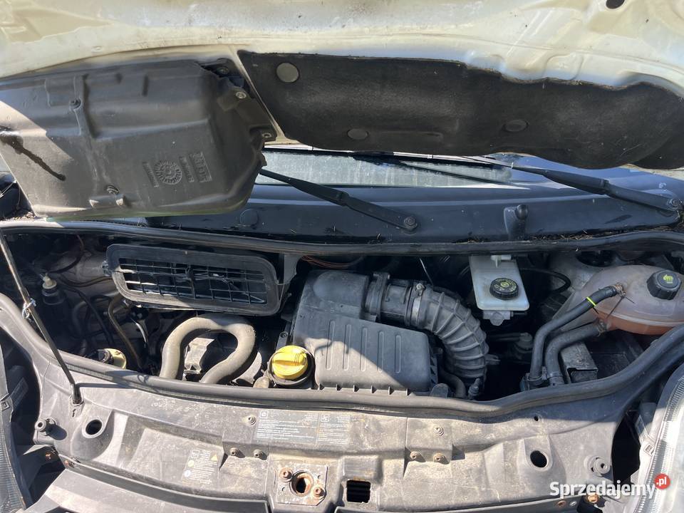 Opel vivaro 20 cdti blaszak