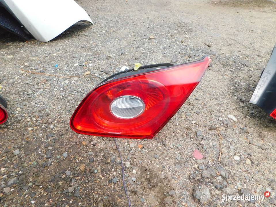passat CC lampa prawa WYSYŁKA Pozostałe Żory