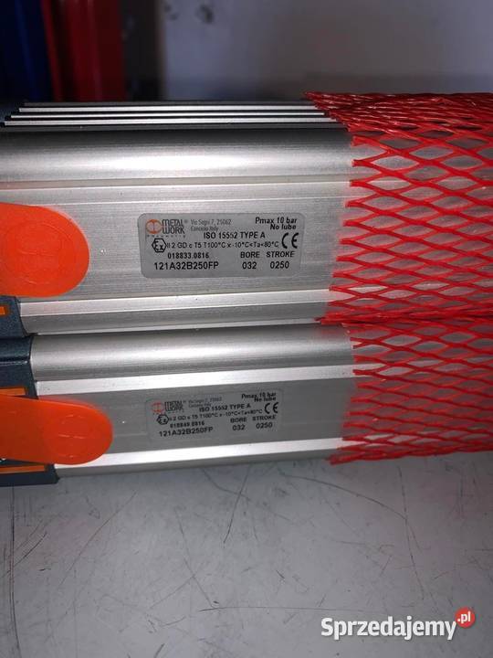 Siłownik MetalWork 121A32B250FP Skok 250mm Warszawa