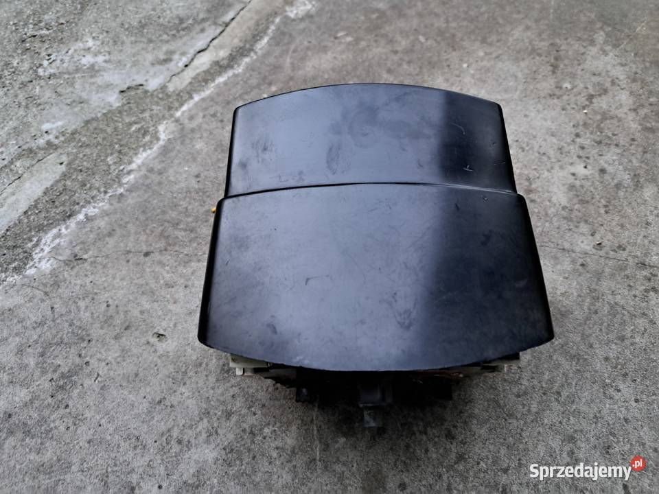Fiat 126p licznik kapliczka na blacie 130 Liczniki i zegary Leszno