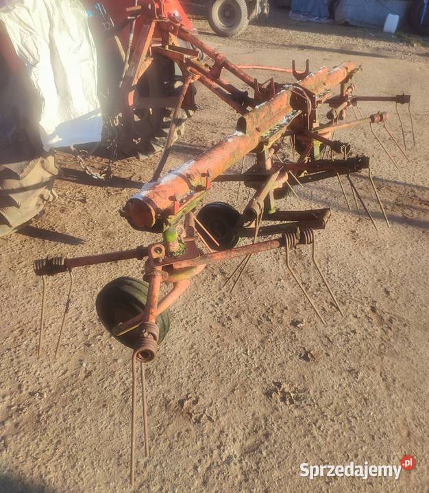 Przetrząsarka fella do siana TH4 Kłodzko sprzedam