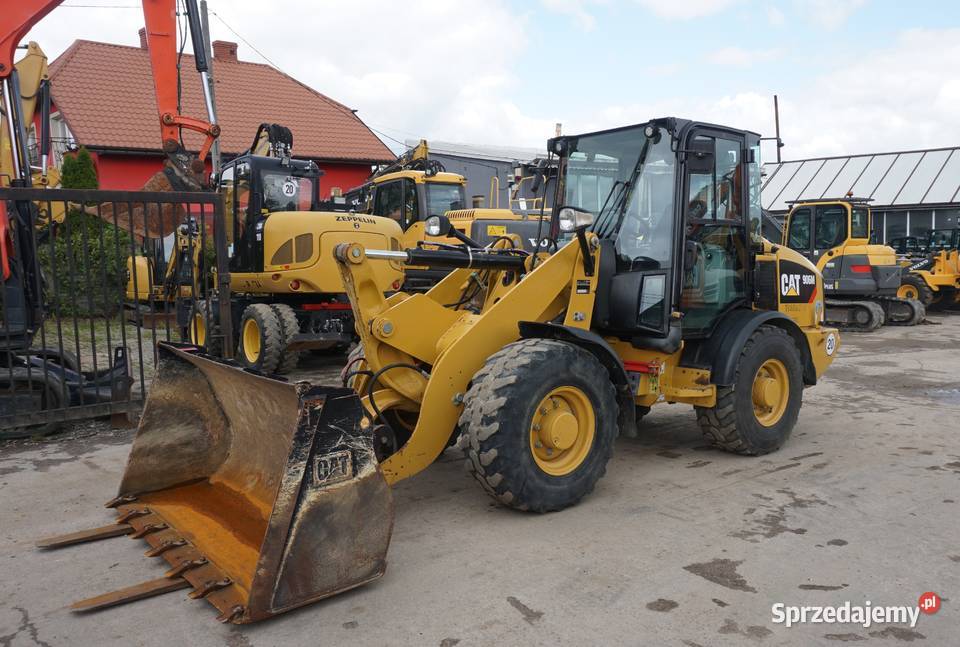 Ładowarka CAT 906 M 2019 Pozostałe Jeziorko