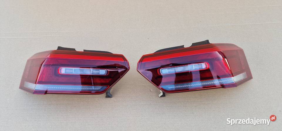 VW ID3 ID3 LAMPA TYŁ TYLNA PRAWA IDEALNA Bieleń