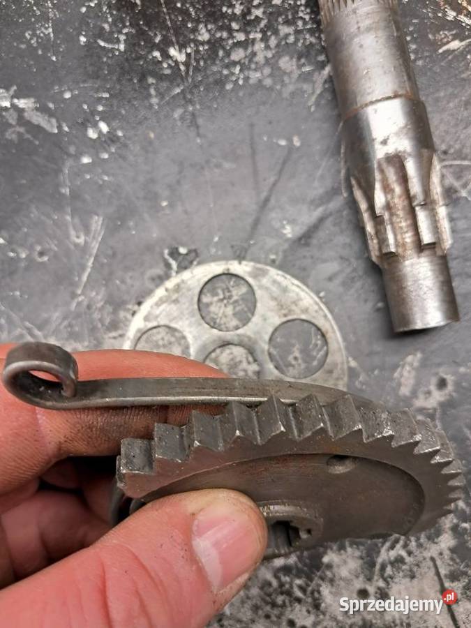 Wsk wfm 125 starter komplet półksiężyc sprężyna Strzyżów