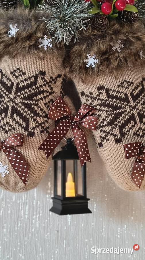 Wianek z rękawiczkami i migoczącą Katowice