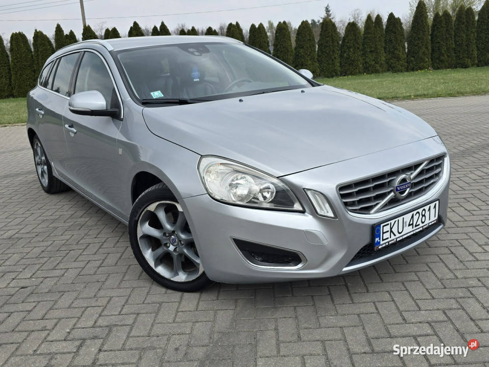 Volvo V60 16hdi Ocean RaceNaviSerwisSkóryKlimatr łódzkie Kutno