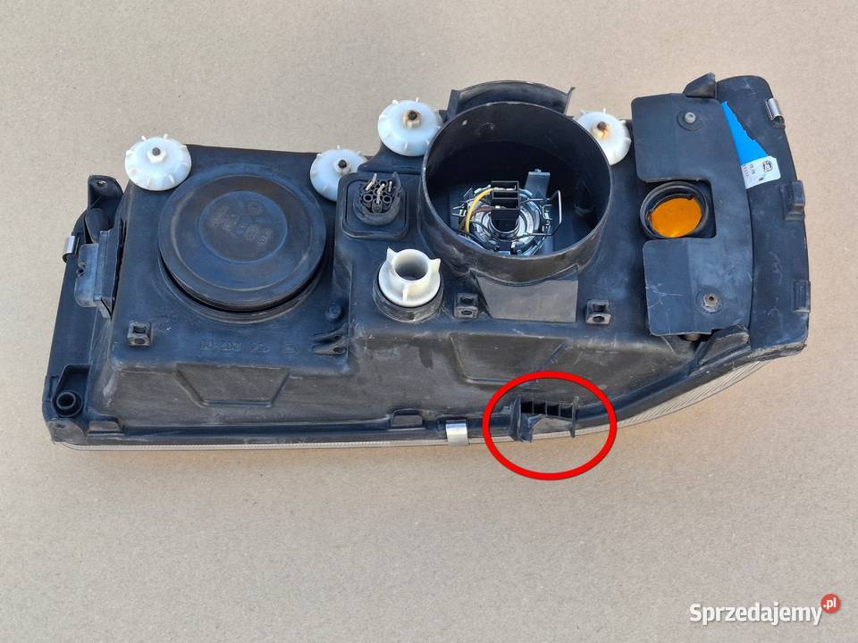 DAF XF CF LF REFLEKTOR PRAWY LAMPA PRAWA lubuskie sprzedam