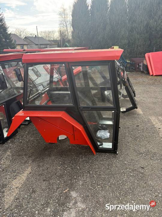 Kabina ciągnika C330 C360 mazowieckie Kuflew sprzedam