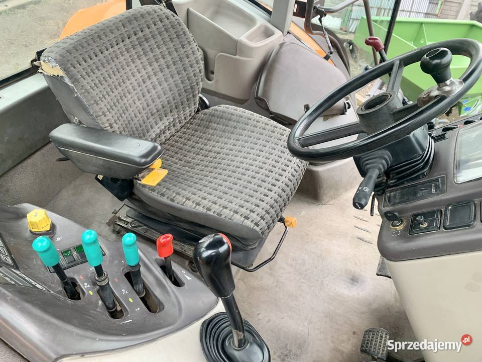 Renault Ares 720rz Puławy