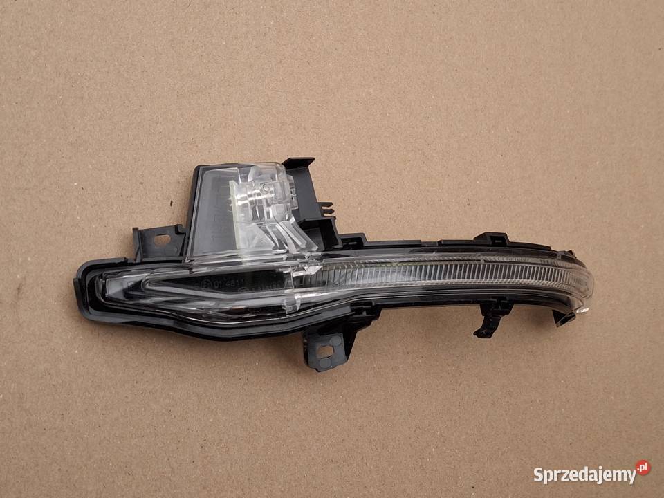 AUDI A6 C8 A7 KIERUNKOWSKAZ LUSTERKA LEWY Bieleń