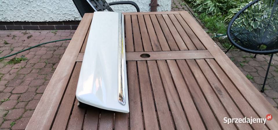 Listwa dolna drzwi prawy tył Kuga MK2 w kolorze Siedlce