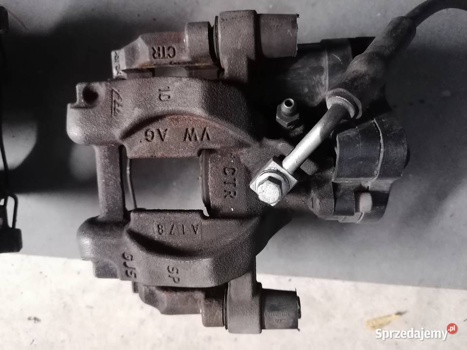 Zacisk Hamulcowy Prawy Lewy Tył Tylny VW Passat Rok produkcji 2019 Piaseczno sprzedam