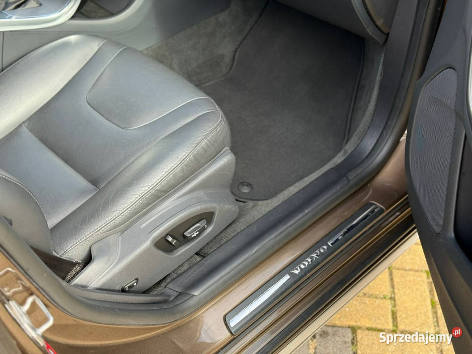 Volvo V60 Cross Country Cross Country Faktura czujnik zmierzchu