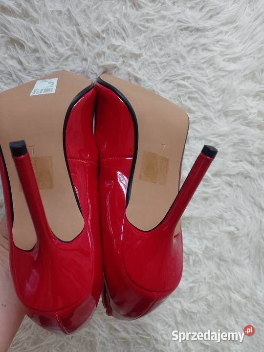 40 River Island Czerwone czółenka szpilki z