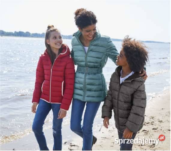 czarna kurtka xs 34 kołnierz stójka pas czarny kujawsko-pomorskie Toruń