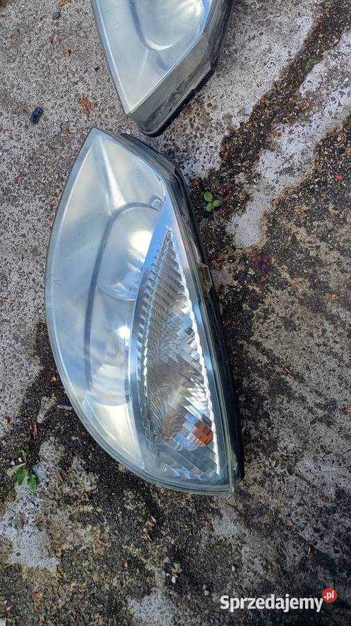 Lampy przód Renault Scenic 2 Drzeńsko